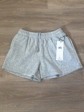 Alo Yoga Women’s Shorts – NWT